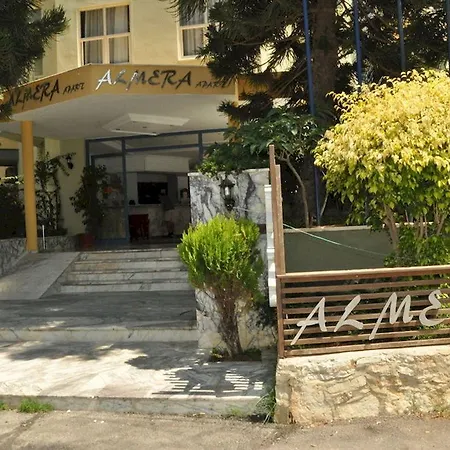 Appart hôtel Almera 5*
