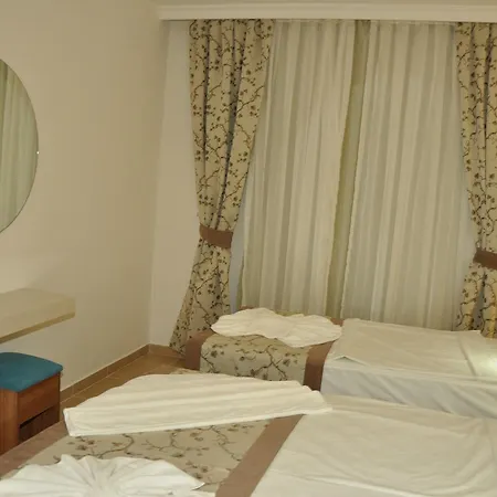 Almera Apart 5*